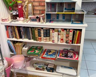 Dining Room - More Books, bookcase and toys