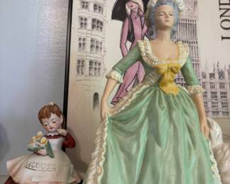 items located on shelves in Dining area - lots of smalls & collectibles