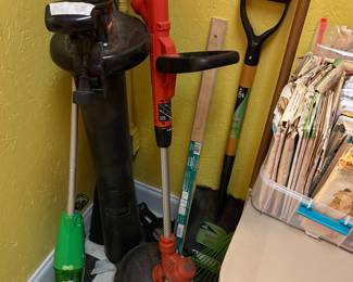 Laundry room - Miscellaneous tools, etc.