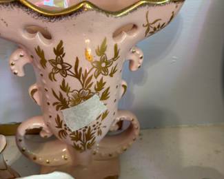 items located on shelves in Dining area - lots of smalls & collectibles