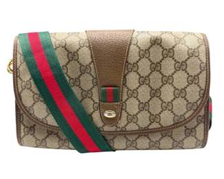 Gucci GG Supreme Web Crossbody Clutch Bag