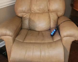 Lift chair Great shape