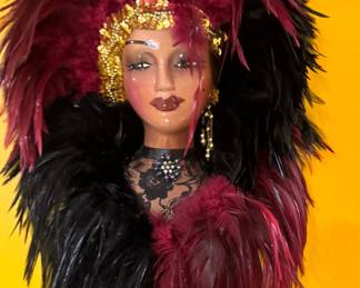 Unique Creations Lady Face Mask Wall Hanging Decor