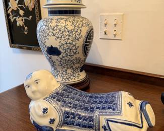 Chinese porcelain ginger jar; Vintage Chinese headrest pillow