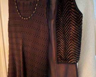 Ladies' clothing, sizes S-L