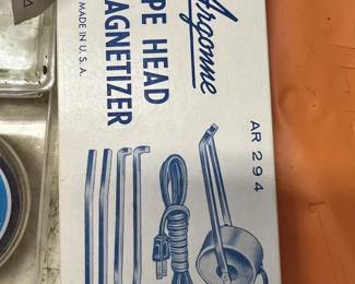 Tape head demagnetizer