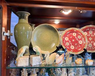 Asian-inspired decorative items and ceramics 
