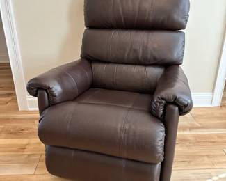 Brown Leather LaZBoy