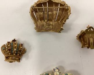 VINTAGE ARTHUR PEPPER ( ART) IMPERIAL CROWN BROOCH AND EARRINGS WITH A LINSER CROWN BROOCH