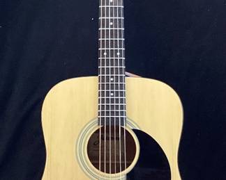 JASMINE S35-U DREADNOUGHT ACOUSTIC GUITAR & HARD CASE NO SHIPPING PICKUP ONLY