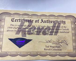 REVELL COLLECTION JEFF GORDON 1999 DUPONT AUTOMOTIVE FINISHES AND 2003 JIMMY JOHNSON TEST CAR