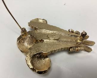 VINTAGE CAROLEE PRINCE OF WALES OSTRICH FEATHER BROOCH BEAUTIFUL SWAROVSKI CRYSTALS IN ORIGINAL BOX