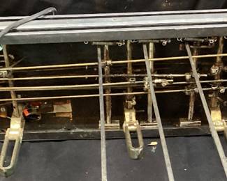 VTG. EMMONS PUSH-PULL SD10 PEDAL STEEL SLIDE GUITAR, 6 PEDAL & 3 KNEE LEVERS, SOLID HARD MAPLE BODY w GLOSS LAMINATE FINISH. THIS GUITAR WAS PROCURED FROM THE BUCK OWENS ESTATE IN CALIFORNIA. IT WAS PLAYED BY JAY MCDONALD OF THE FAMOUS BUCK OWENS BUCKAROOS BAND, BAKERSFIELD, CA. THE PEDAL STEEL GUITAR WILL NEED A TUNE UP. EMMONS LABEL HAS BEEN REPLACED WITH A HARLEY DAVIDSON BADGE. COMES WITH 2 CHROME TONE BARS AKA SLIDES & PICKS