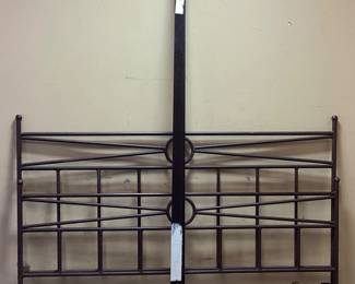 VTG. IRON INDUSTRIAL GEOMETRIC STYLE BED, FULL SIZE NO SHIPPING PICKUP ONLY