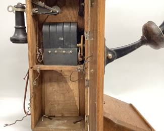 ANTIQUE TIGER OAK WALL HAND CRANK TELEPHONE THE SUMTER TELEPHONE MFG. COMPANY FROM SUMTER S.C