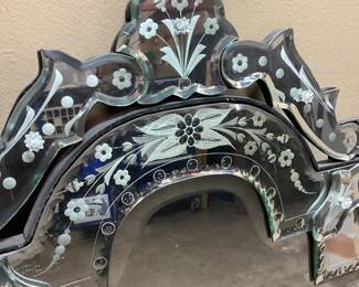 LRG. VENETIAN STYLE WALL MIRROR ORANATE SCALLOPED CRESTS WITH INTRICATE ETCHED FLORAL MOTIFS. 28X45 INCHES. NO SHIPPING PICKUP ONLY.