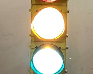 Functional Stop Light on stand Regulation Stop Light. No shipping pickup only