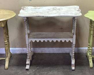  (3) VTG. WOOD SIDE TABLES NO SHIPPING PICKUP ONLY