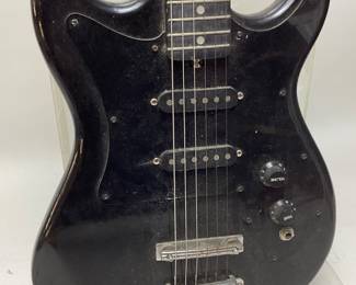 VTG. BLACK HARMONY H-804 SOLID BODY 6 STRING ELECTRIC GUITAR