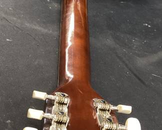 1940s KAY SILVERTONE K55 6 STRING ACOUSTIC GUITAR IN GOOD PLAYING CONDITION, NO STRESS CRACKS, VERY LIGHT BLEMISHES ON BODY, NECK IN GOOD CONDITION