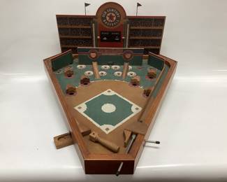 VTG. WOODEN PINBALL STYLE BASEBALL GAME Blast from the past and functional. NO SHIPPING PICKUP ONLY