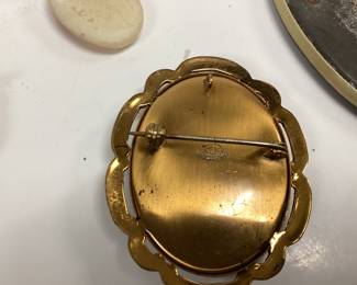 VTG. THOMAS L. MOTT PAINTED ENAMEL BROOCH MADE In England, 3 PAINTED CAMEO BROOCHES, 3 CARVED CAMEO BROOCHES