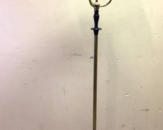 VINTAGE BRASS CANDLESTICK FLOOR LAMP NO PLUG NEEDS REWIRING 3 LIGHT CONFIGURATION PICK UP ONLY