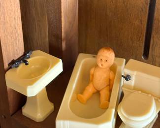 Plasco Dollhouse Bathroom set