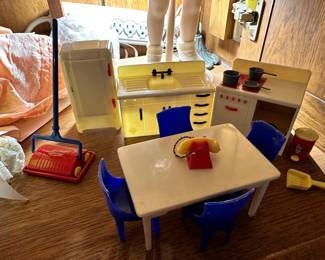 Vintage Plasco Dollhouse Kitchen Set