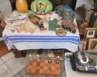 3 mexican platters. An Italian vase. Old wooden and Bone chest board. Miscellaneous items 