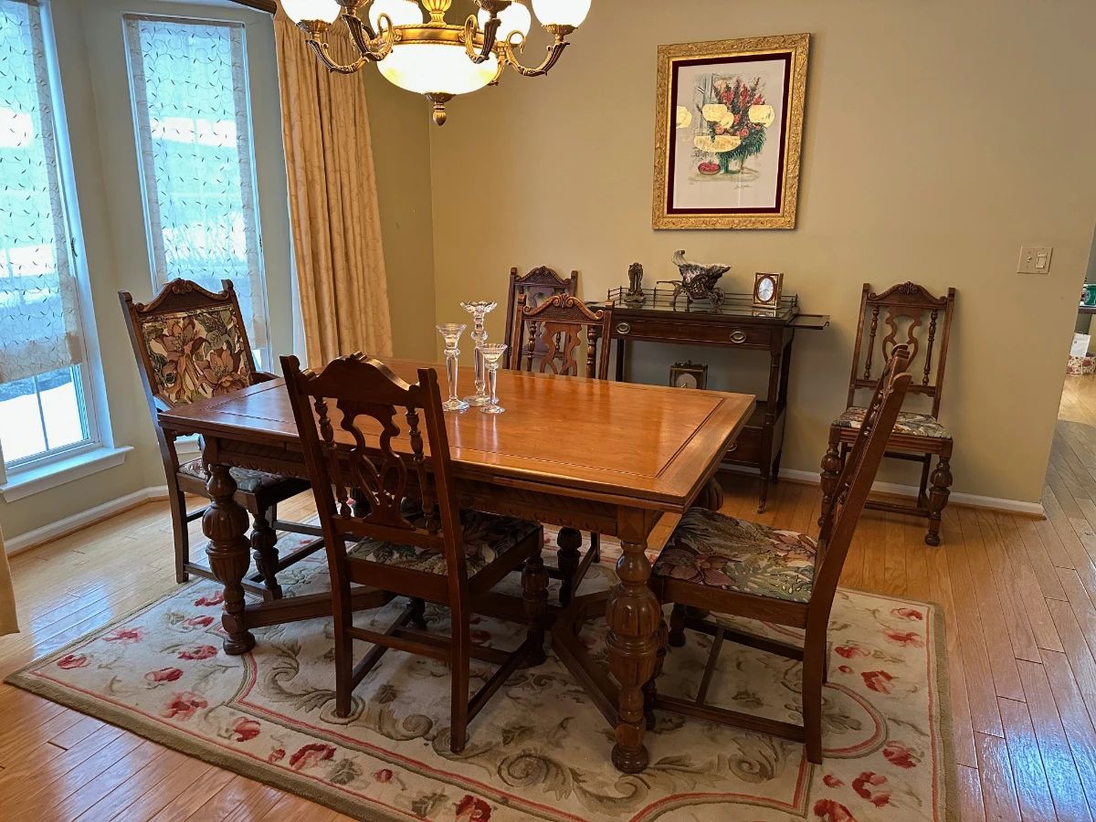 Antique Dining Table w/ Refectory Leaves & 6 Chairs