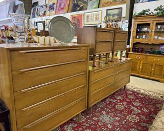 MCM bedroom set, 4 pcs, attributed to Lane