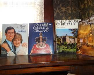 here's a small collection of books about the BAritish Royals z= their great houses and palaces