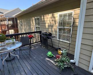 Outdoor decor, grill, plants