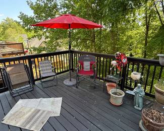 Outdoor umbrellas, chairs and decor