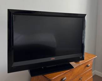 Vizio 32 inch LCD HD TV