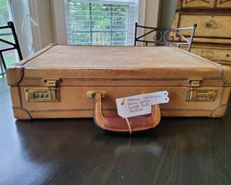American Hartman belting leather vintage hardcase