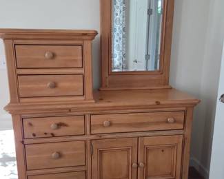 Pine dresser with mirror