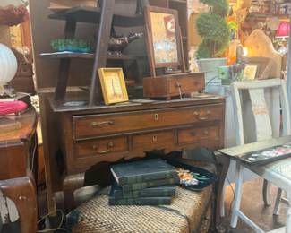 pretty desk, vintage woven trunk