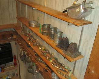 rows kitchen IN THE basement 