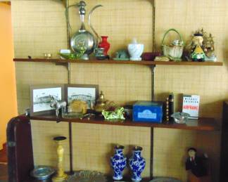 More small items (items sold separately).