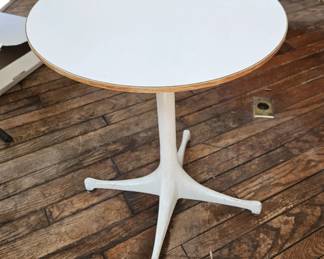 George Nelson Herman Miller pedestal side table.