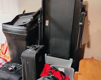 Treadmill and luggage
