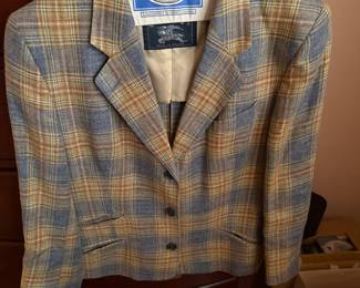 Boy’s vintage Burberry sport coat size US 10