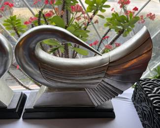 Pair of metal birds