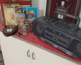 Lots of vintage items throughout the sale.