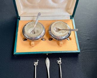 Salt cellars with spoons in original case 