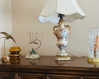 Metal flying bird on onyx base