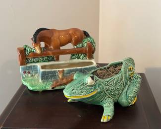 Vintage planters: frog, horse and foul by fence 