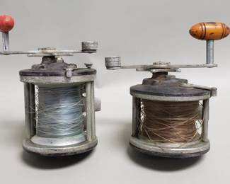 Pair of Penn Long Beach fishing reels